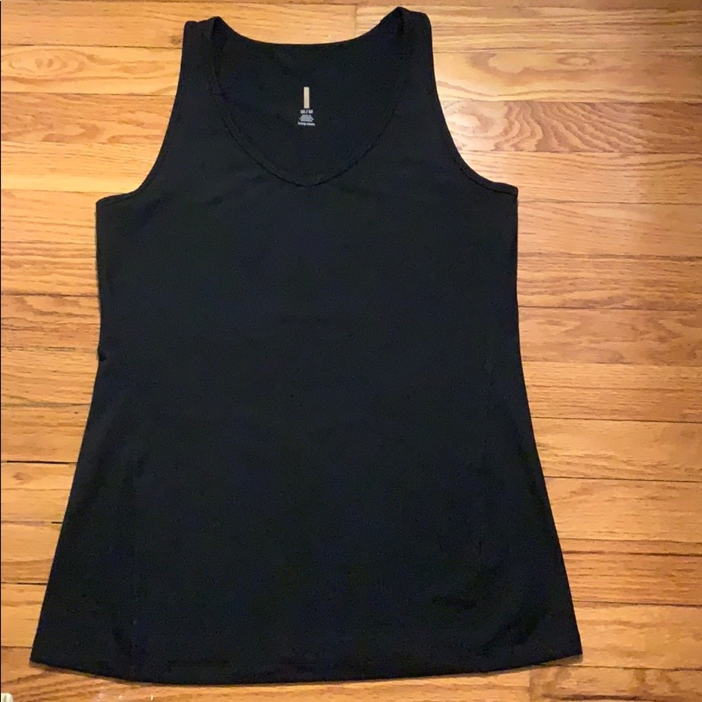 Lucy workout top